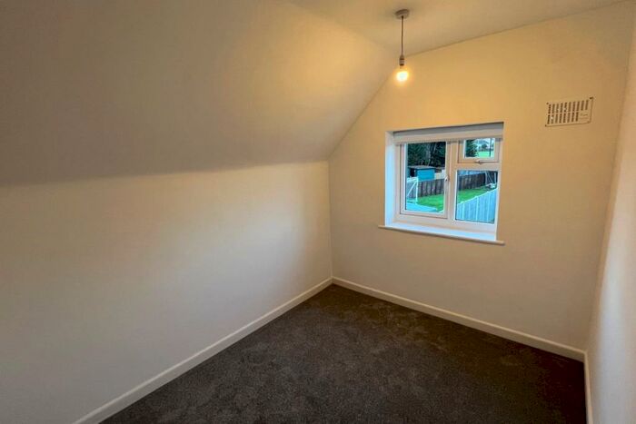 4 Bedroom Semi-Detached House To Rent In Wimborne, BH21