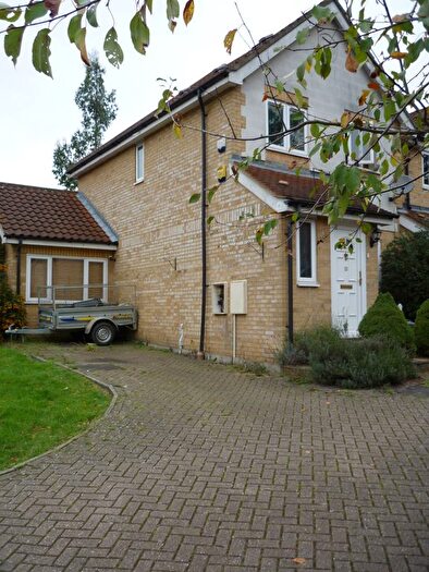 4 Bedroom Semi-Detached House To Rent In Dexter Road, Uxbridge, UB9