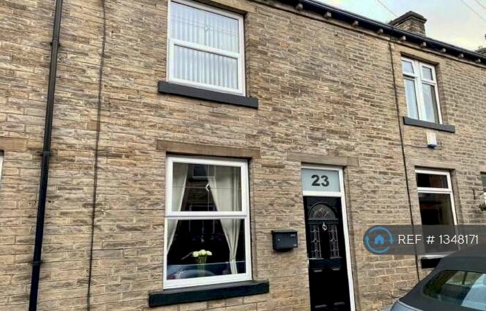 2 Bedroom Terraced House To Rent In Marsh Street, Cleckheaton, BD19