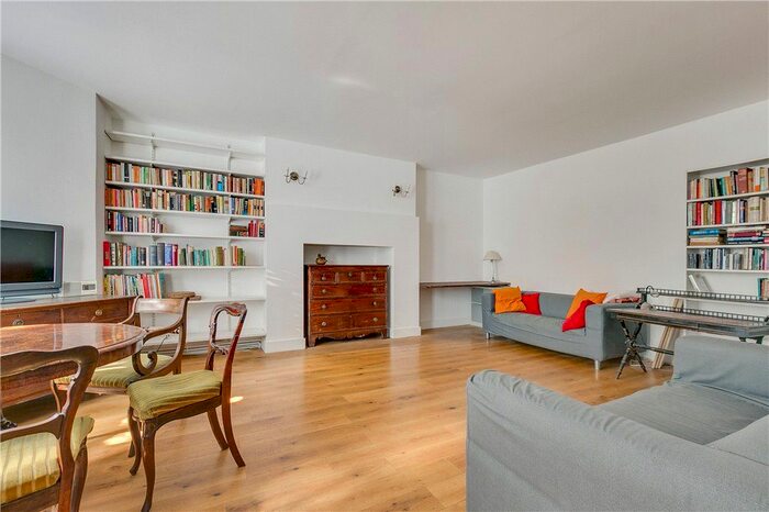 2 Bedroom Flat To Rent In Philbeach Gardens, Earls Court, London, SW5