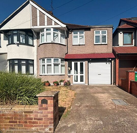 4 Bedroom Semi Detached House For Sale In Cheyne Avenue, Twickenham, TW2
