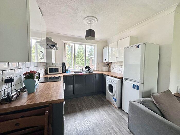 3 Bedroom Apartment For Sale In Branksome Wood Road, Poole, BH12