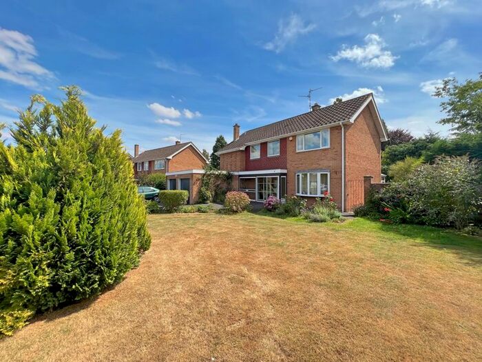 4 Bedroom Detached House For Sale In Dimmock Close, Harlaxton, Grantham, NG32