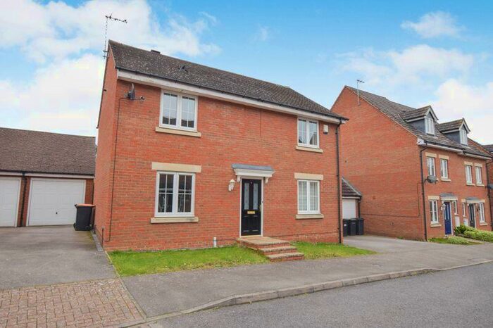 4 Bedroom Detached House To Rent In Fox Hedge Way, Sharnbrook Village, Bedfordshire, MK44