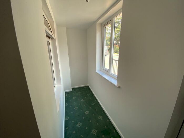1 Bedroom Terraced House To Rent In Heath Road, LU7