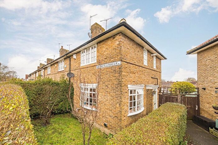 2 Bedroom Property For Sale In Huntingfield Road, Putney, SW15