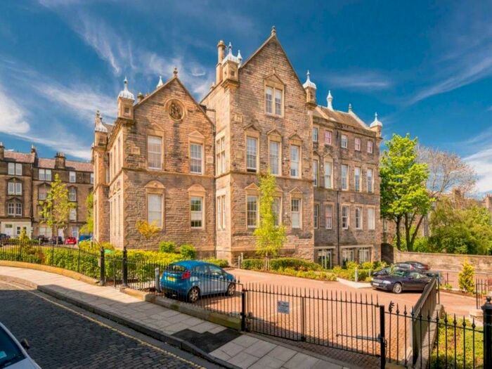 3 Bedroom Flat To Rent In Dean Park Street, Stockbridge, Edinburgh, EH4