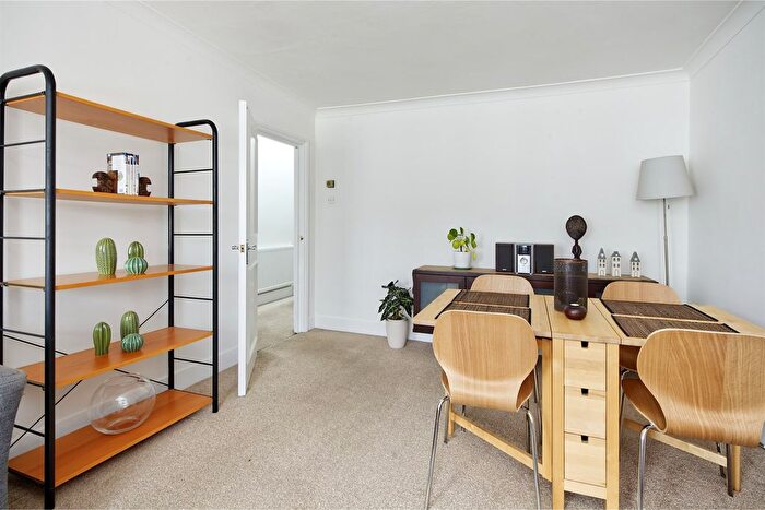 2 Bedroom Flat For Sale In Lexham Gardens, W8