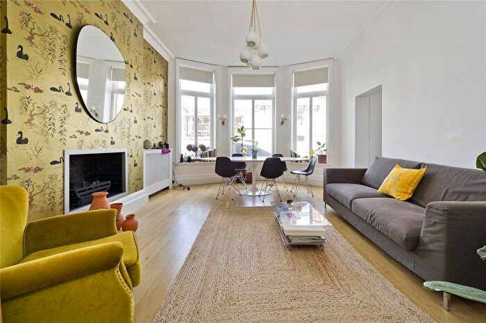 2 Bedroom Flat For Sale In Pembridge Villas, London, W2