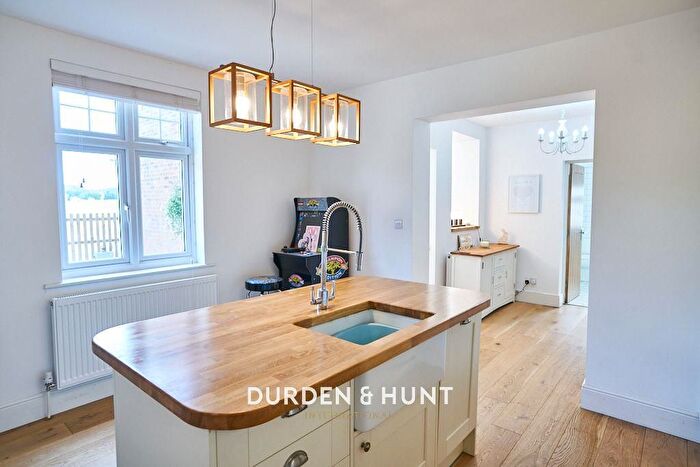 4 Bedroom Semi-Detached House To Rent In Upshirebury Green, Waltham Abbey, EN9