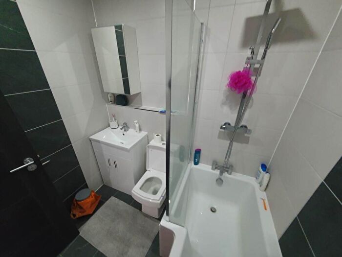 1 Bedroom Flat To Rent In Arbour Edge, King George V Drive East, Heath, CF14