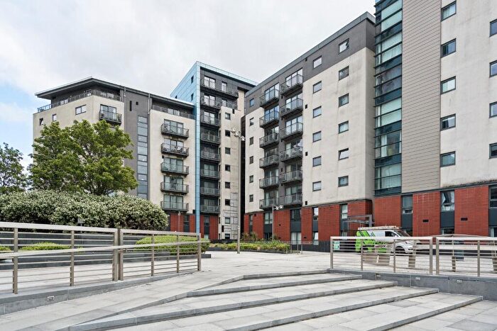 2 Bedroom Flat To Rent In Glasgow Harbour Terraces, Glasgow Harbour, Glasgow, G11