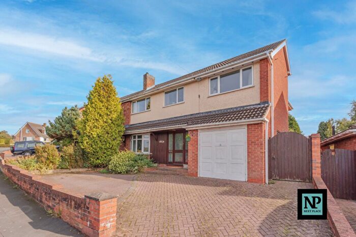 5 Bedroom Semi Detached House For Sale In Wesley Way, Tamworth, B77