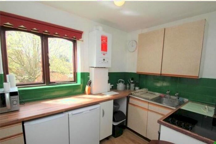 1 Bedroom Flat To Rent In Arkle House, Chiltern View Road, Uxbridge, Middlesex, UB8