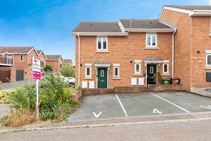 2 Bedroom End Of Terrace House For Sale In Brotherton Court, Knottingley, WF11