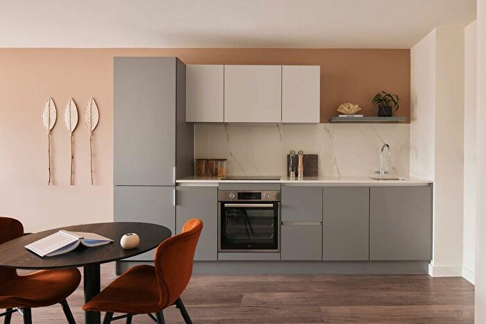 2 Bedroom Flat To Rent In Bloomery Place, Sheffield, S1