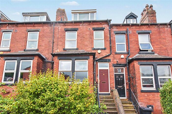 1 Bedroom Apartment For Sale In Flat, Station Parade, Leeds, LS5
