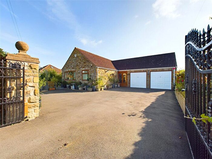 4 Bedroom Bungalow For Sale In Kirton Lane, Thorne, Doncaster, South Yorkshire, DN8