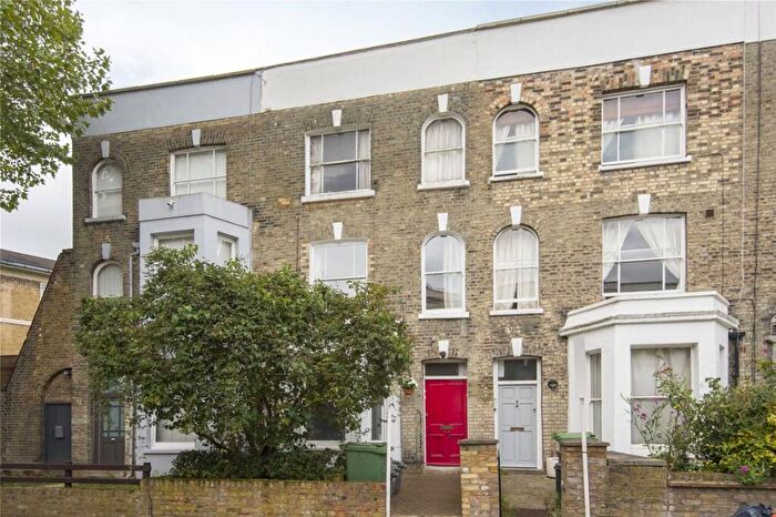 2 Bedroom Flat To Rent In Thurlow Terrace, London, NW5