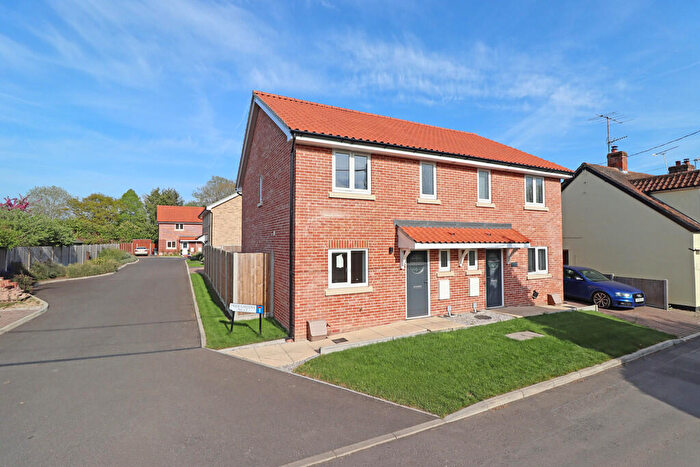 3 Bedroom Semi-Detached House For Sale In Prior Gardens, Grove Road, Bentley, IP9