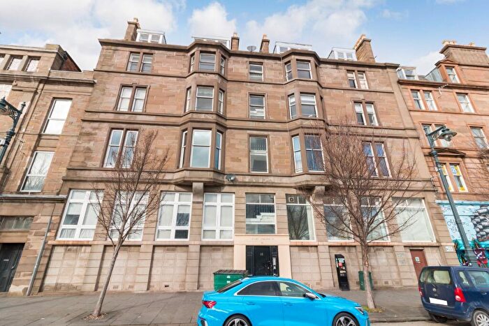 3 Bedroom Flat To Rent In Dock Street, City Centre, Dundee, DD1