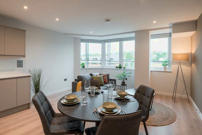 1 Bedroom Apartment To Rent In Marlowes, Hemel Hempstead, HP1