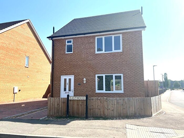 3 Bedroom Detached House To Rent In Eastwood, Chatteris, Cambs, PE16