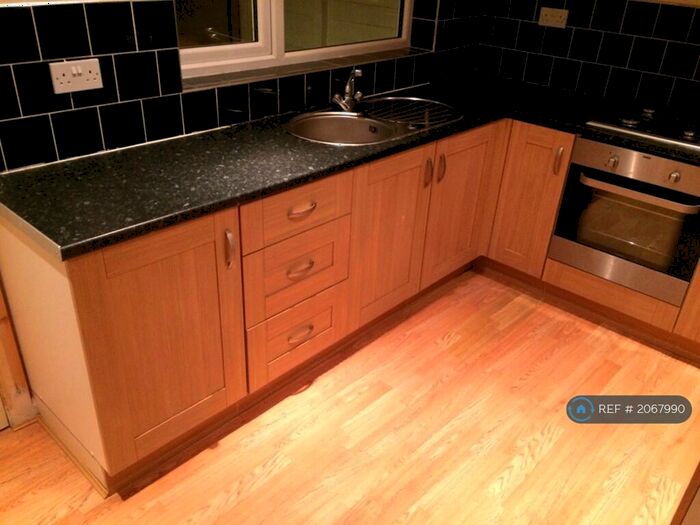 3 Bedroom Terraced House To Rent In Tibland Road, Birmingham, B27