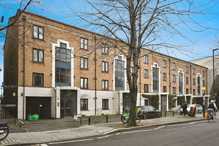 1 Bedroom Flat For Sale In Wharfdale Road, London, N1