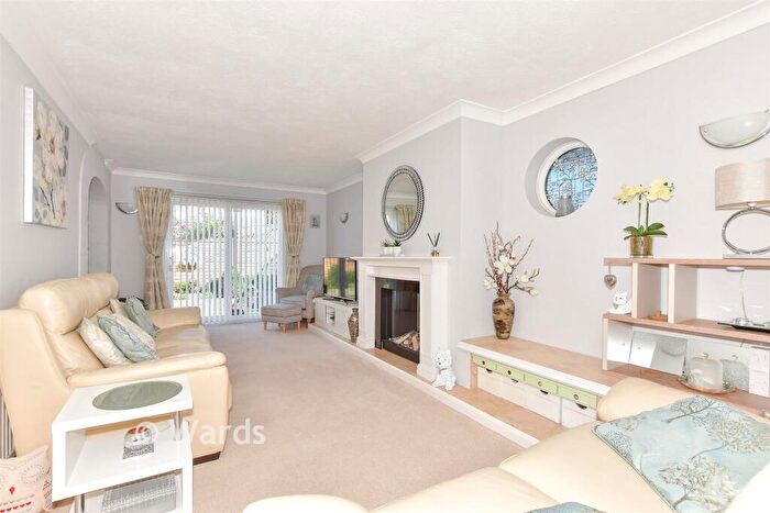 3 Bedroom Detached Bungalow For Sale In Sandown Drive, Herne Bay, Kent, CT6