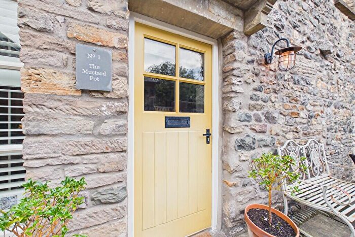 2 Bedroom Terraced House For Sale In Salt Pie Lane, Kirkby Lonsdale, LA6