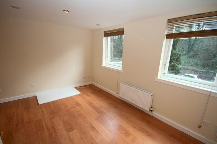 1 Bedroom Flat To Rent In Glenogle Road, Stockbridge, Edinburgh, EH3