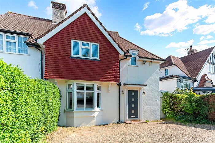 3 Bedroom Semi Detached House For Sale In Roundwood Way, Banstead, SM7