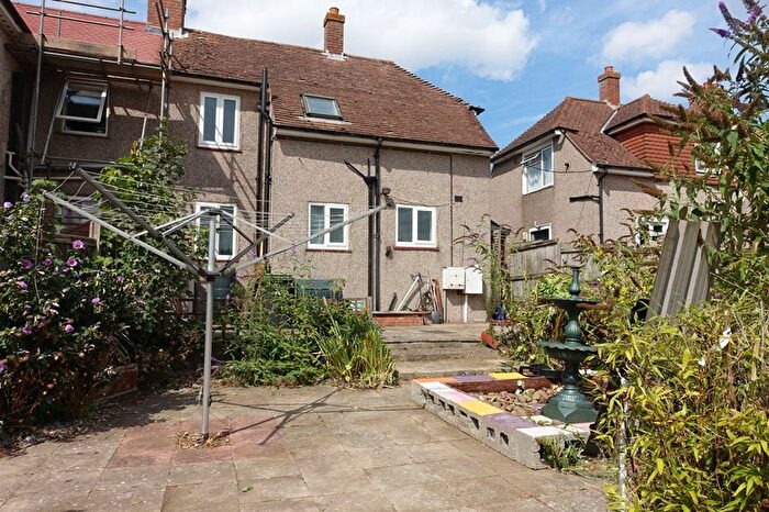 2 Bedroom Semi-Detached House For Sale In Windmill Road, Canterbury, CT1