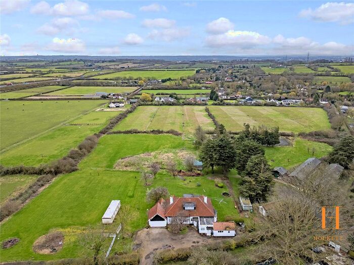 4 Bedroom Detached House For Sale In Tile Works Lane, Rettendon Common, Chelmsford, Essex, CM3