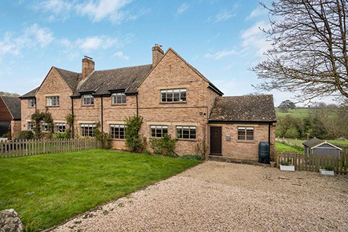 3 Bedroom Semi-Detached House For Sale In Upper Tadmarton, Banbury, Oxfordshire, OX15