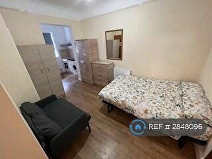 Studio To Rent In Mount Pleasant Road, London, N17