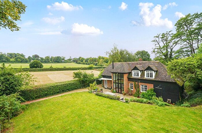 4 Bedroom Detached House For Sale In Bourne Lane, Twyford, Winchester, Hampshire, SO21