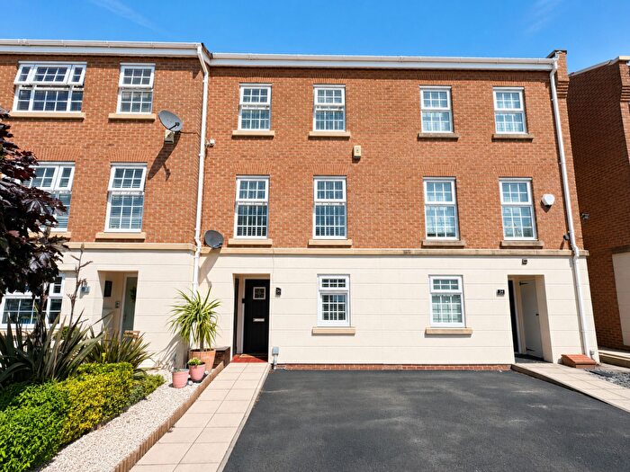 5 Bedroom Terraced House For Sale In Abbeylea Drive, Westhoughton, BL5