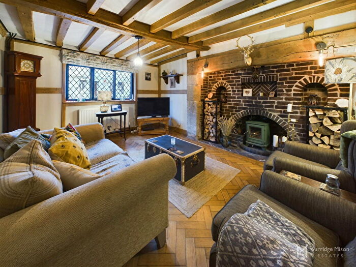 2 Bedroom Cottage For Sale In High Street, Pevensey, East Sussex, BN24