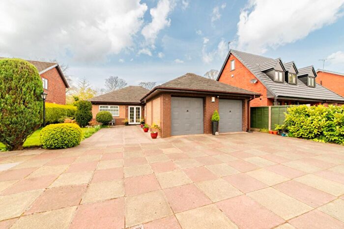 3 Bedroom Detached Bungalow For Sale In Prescot Road, Aughton, L39