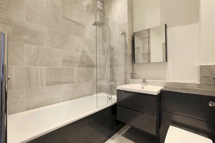 1 Bedroom Flat To Rent In St John's Road, Battersea, SW11