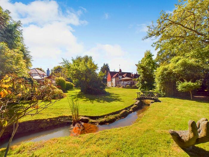 3 Bedroom Semi-Detached House For Sale In Crossways, Bolney, Haywards Heath, RH17