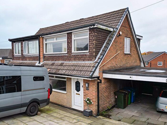 3 Bedroom Semi Detached House For Sale In Eafield Avenue, Milnrow, OL16