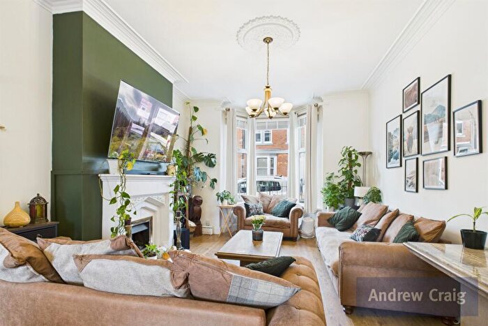 4 Bedroom Terraced House For Sale In Oxford Avenue, South Shields, NE33