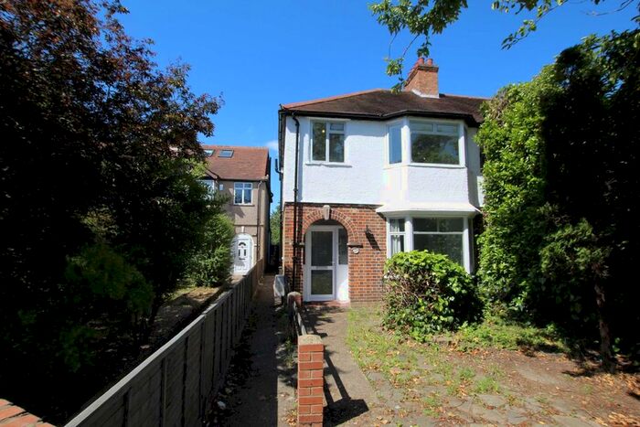 3 Bedroom Property To Rent In Nelson Road, Whitton, Twickenham, TW2