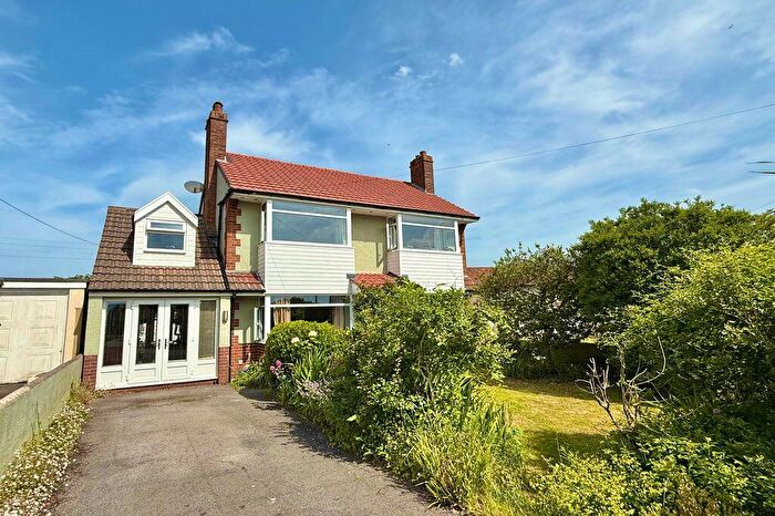 4 Bedroom Detached House For Sale In Worlebury Hill Road, Worlebury - Converted Garage, BS22