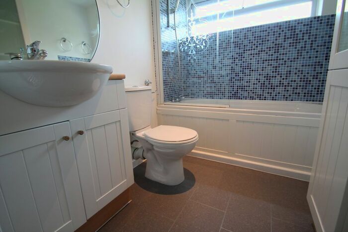 2 Bedroom Flat To Rent In Augustus Road, Edgbaston, Birmingham, B15
