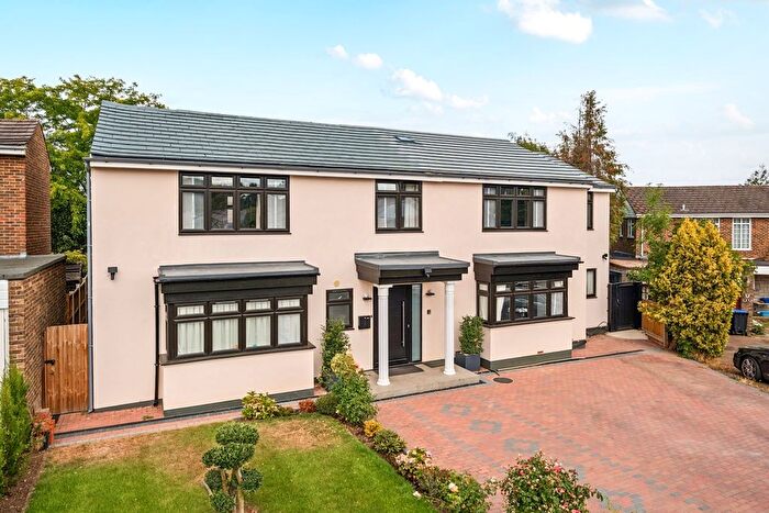 5 Bedroom Detached House To Rent In Elm Gardens, Esher, KT10