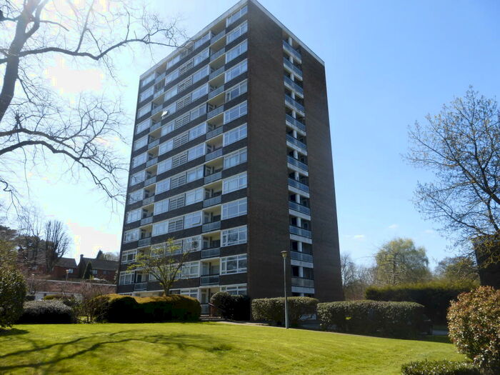 2 Bedroom Flat To Rent In Chadbrook Crest, Richmond Hill Road, Harborne, B15